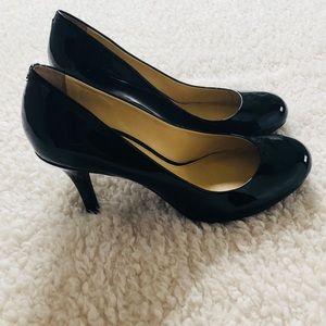 Gianna Bini Black Patent Heels